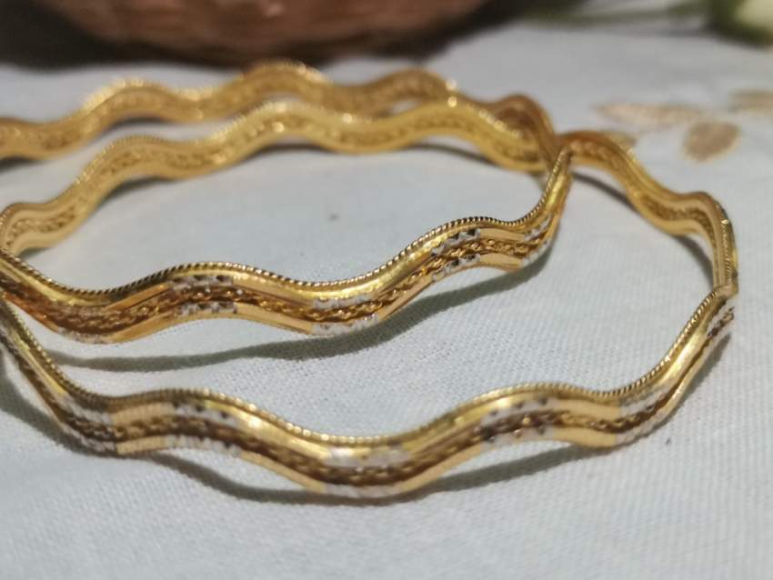 Gold bracelets  - 2 - Others  on Aster Vender