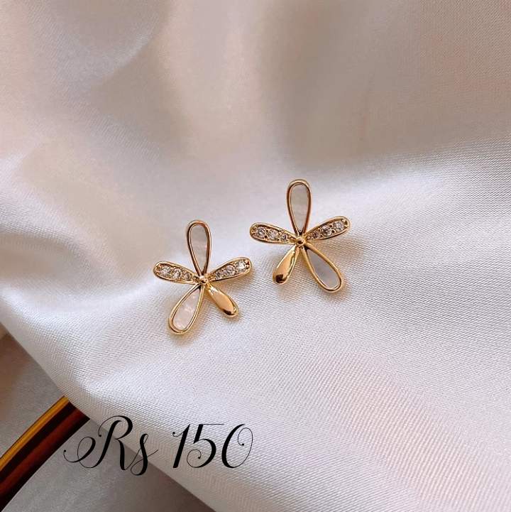 Earings  - 1 - Earrings  on Aster Vender