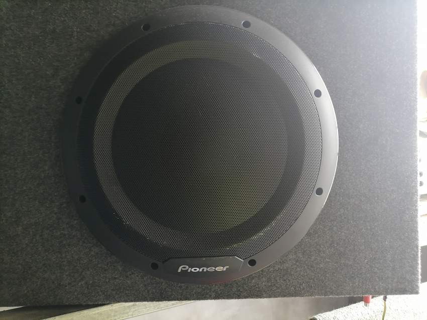Active Pioneer subwoofer on Aster Vender