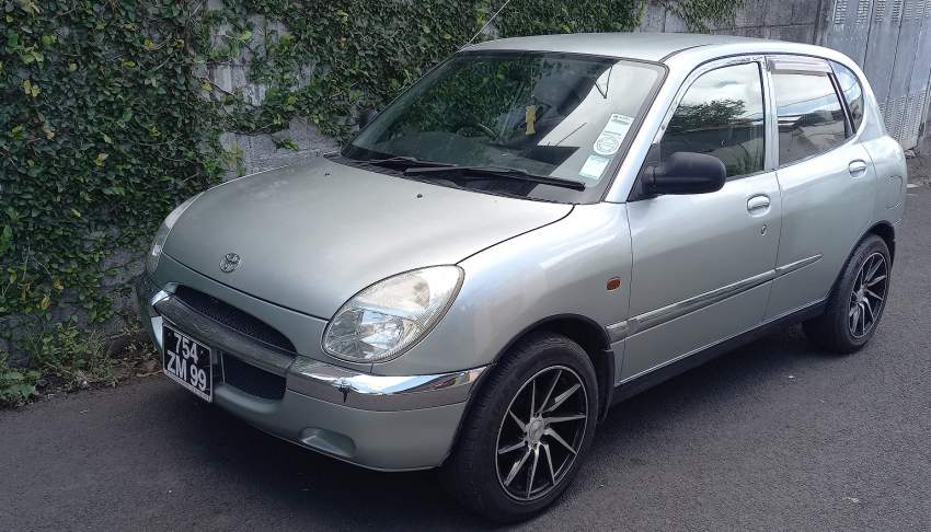 Car Toyota Duet 1.0L Twincam - 3 - Compact cars  on Aster Vender