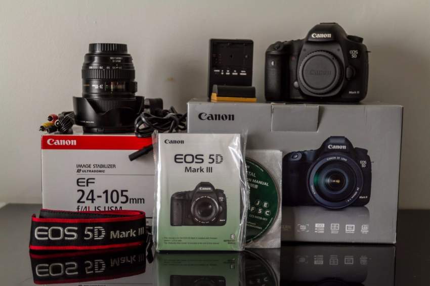 Canon EOS 5D Mark III Body /w KIT(24-105 IS) SLR Camera 23.4MP at AsterVender