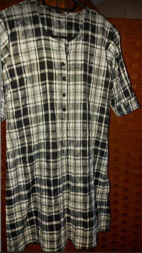 Chemisier  - 1 - Dresses (Women)  on Aster Vender