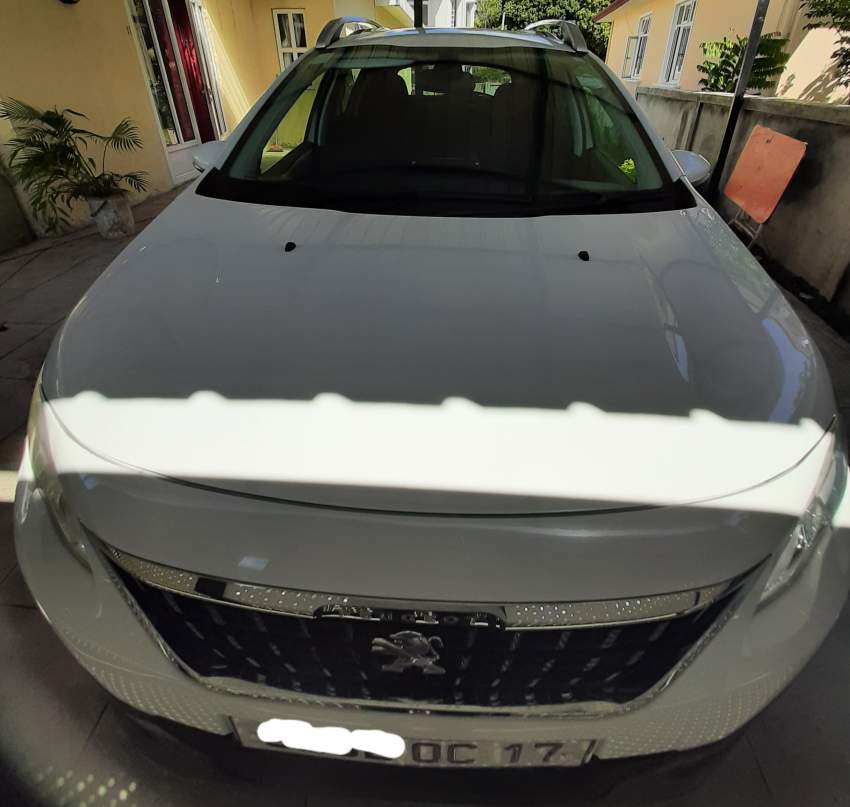 Peugeot 2008 Puretech  - 0 - SUV Cars  on Aster Vender