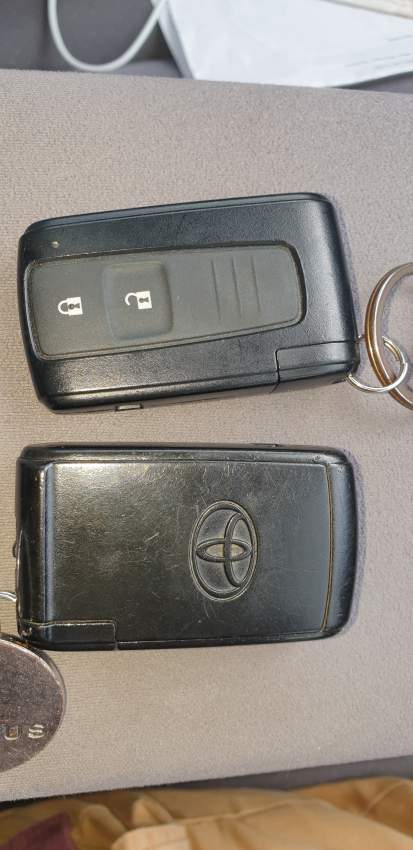 Toyota Prius 2012 - 3 - Family Cars  on Aster Vender