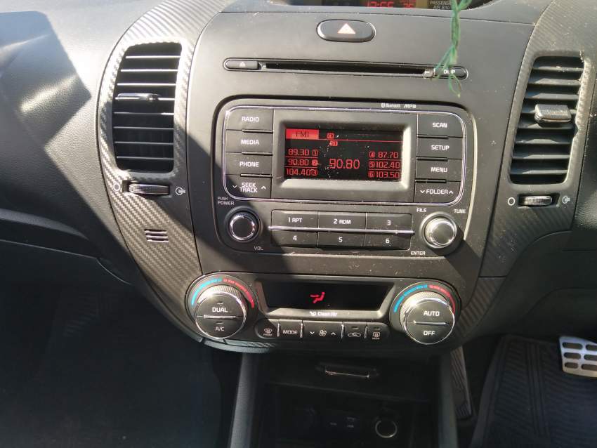 Kia Cerato Forte k3  - 1 - Family Cars  on Aster Vender