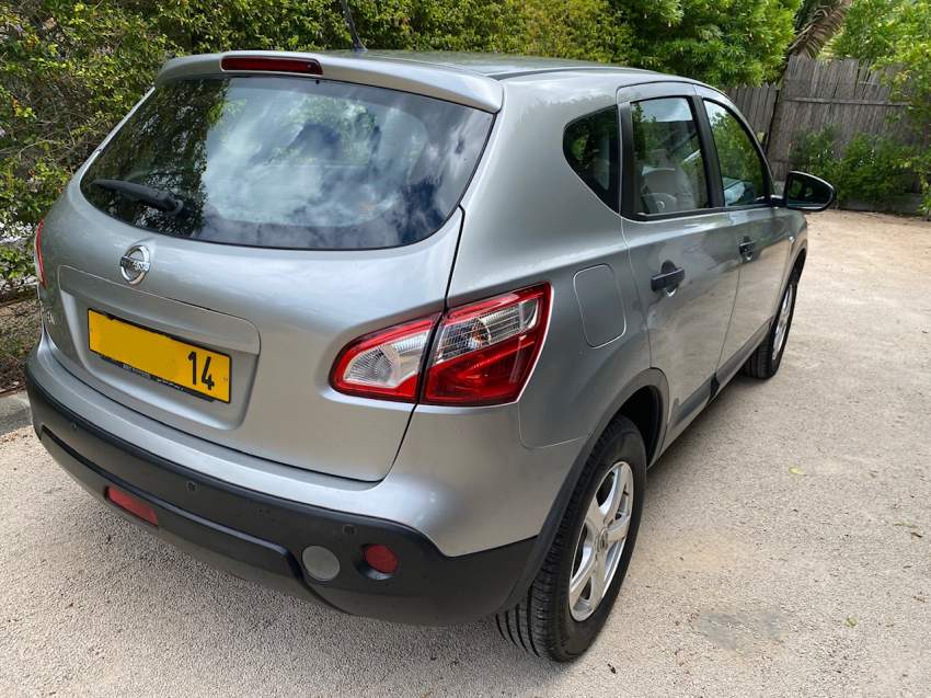 nissan qashqai - 2 - SUV Cars  on Aster Vender