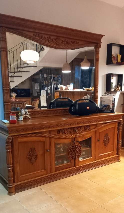 Solid teak bahut - 1 - Buffets & Sideboards  on Aster Vender