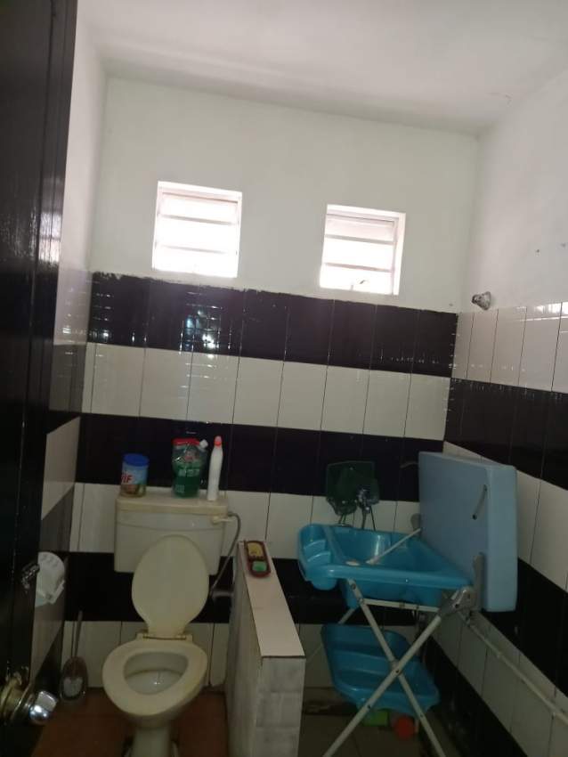 Maison A Vendre - 5 - House  on Aster Vender