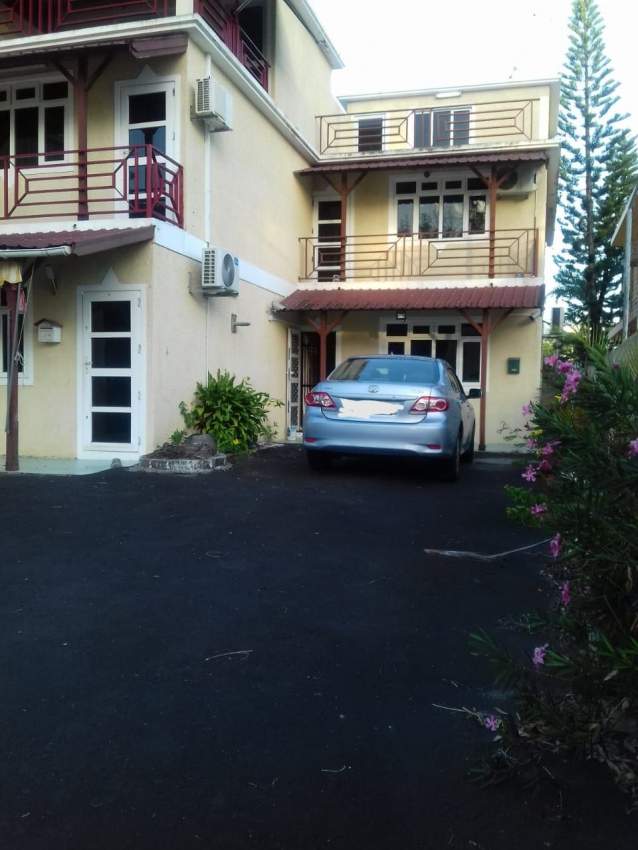 seaview Villa a vendre a flic en flac - 3 chambres - 0 - Villas  on Aster Vender
