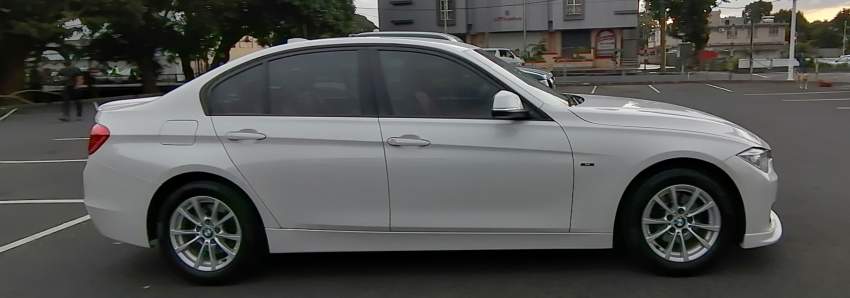 BMW F30 320i ED 2016 52,000kms @ Rs 995,000 Neg. Tel 5915-2380 - 1 - Family Cars  on Aster Vender