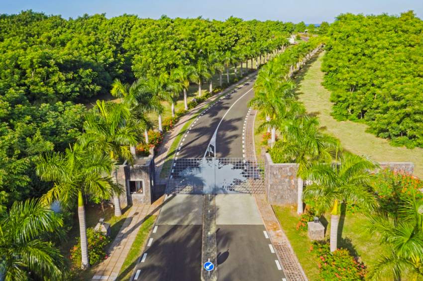 AMAZING LAND DEAL (MUST SELL FAST) - 5 - Land  on Aster Vender