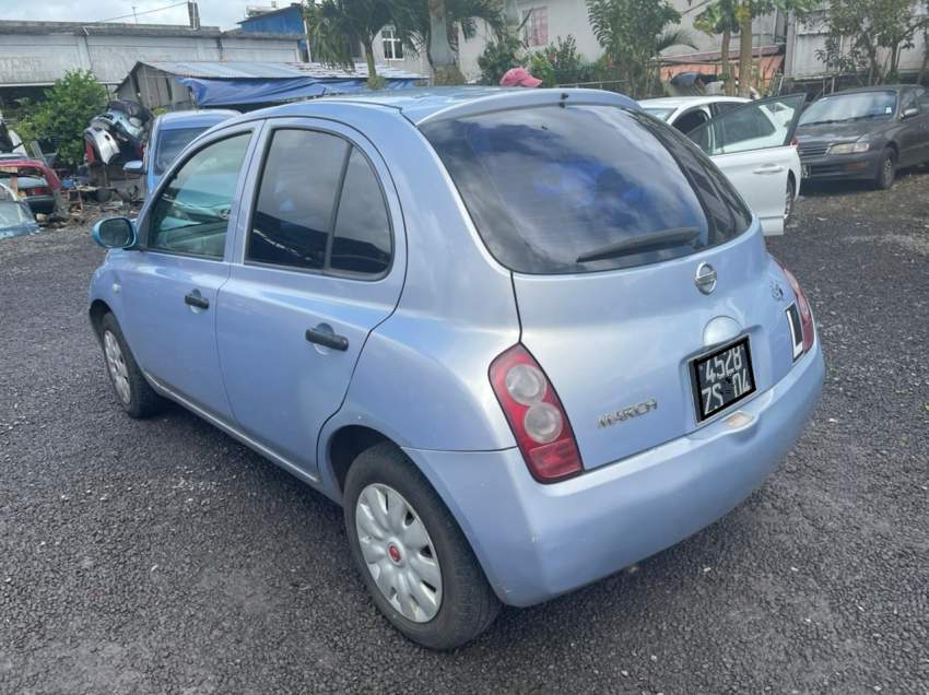 Nissan March Ak 12 Yea 04 - 1 - Compact cars  on Aster Vender