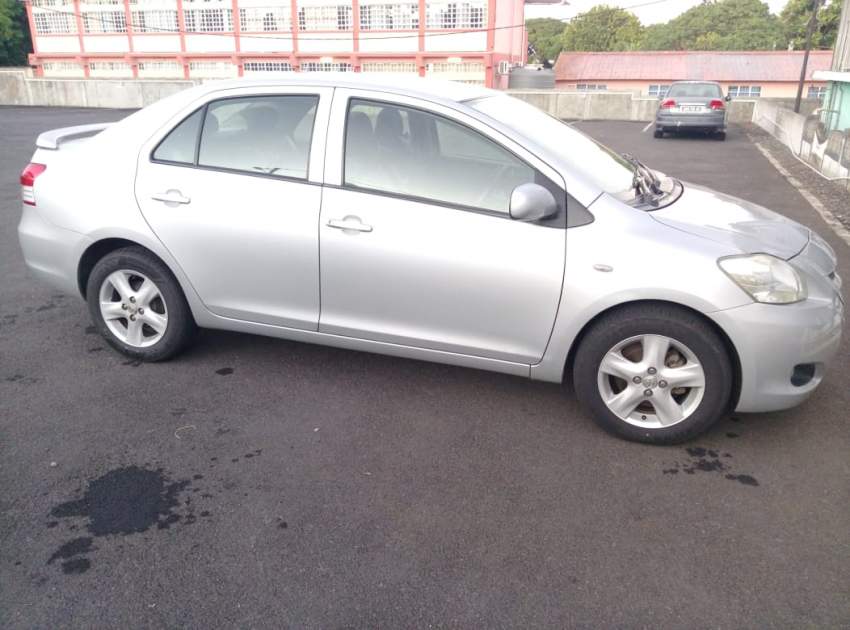 Toyota Yaris  2008 manual - 8 - Family Cars  on Aster Vender