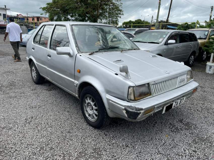 Nissan K10 Year 87  - 1 - Compact cars  on Aster Vender