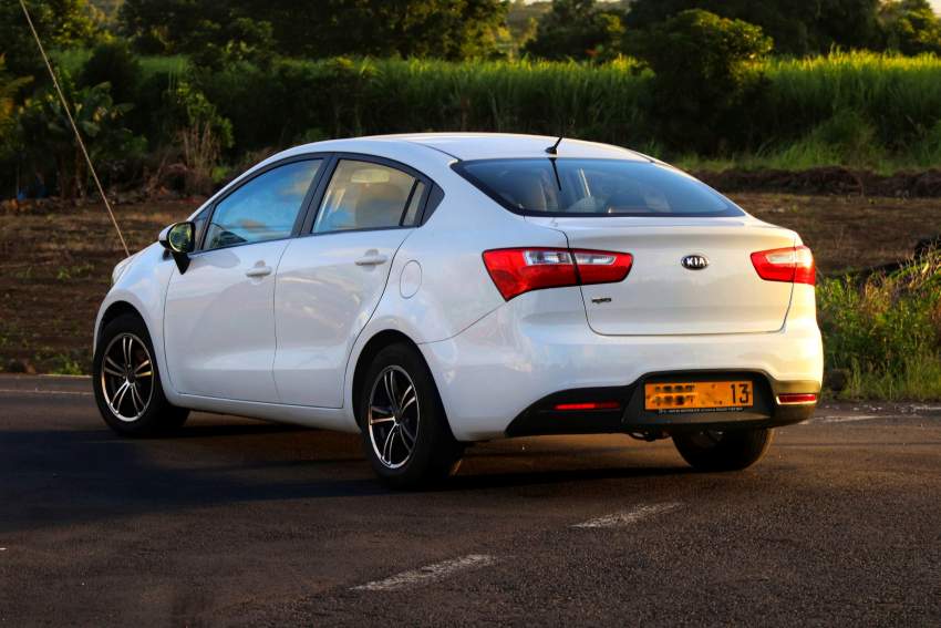 KIA RIO JULY 2013 - 7 - Family Cars  on Aster Vender