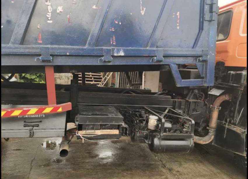 Camion Nissan PF6 Turbo - 1 - Truck bed  on Aster Vender