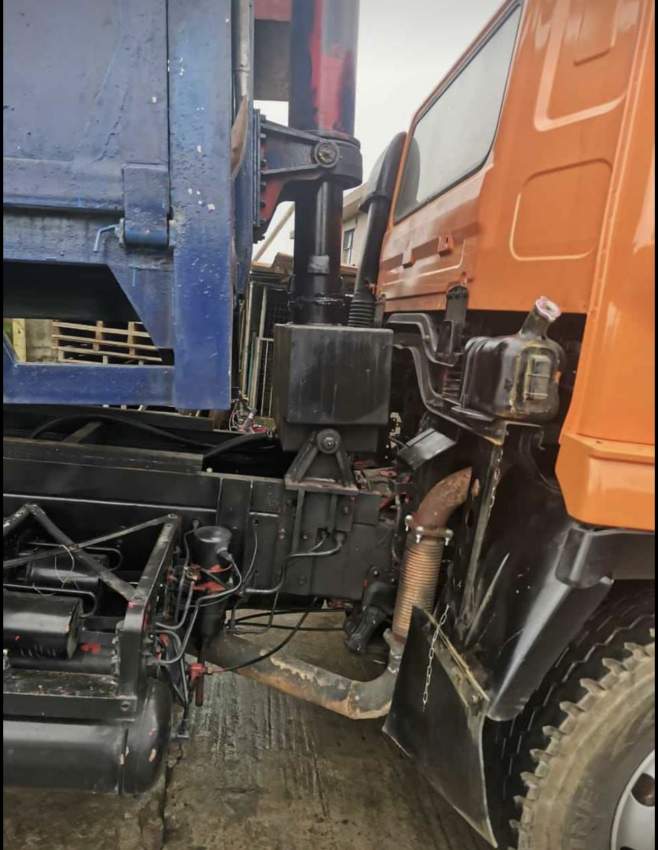 Camion Nissan PF6 Turbo - 3 - Truck bed  on Aster Vender