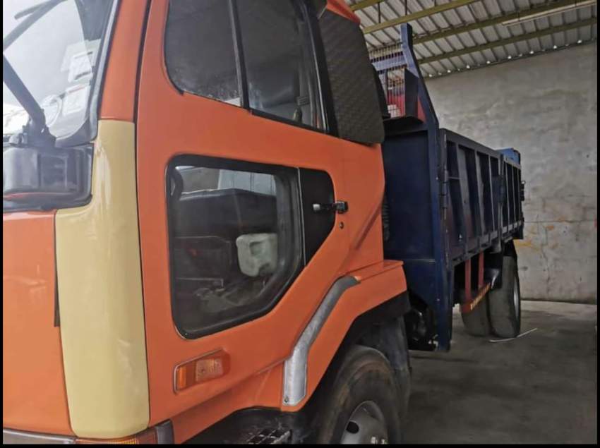 Camion Nissan PF6 Turbo - 2 - Truck bed  on Aster Vender