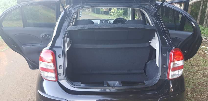 Nissan March ak13 - ZZ10 - Automatic - 1190cc - F  executive- 59203220 - 7 - Family Cars  on Aster Vender