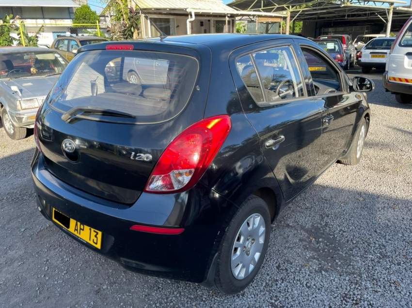 Hyundai I20 Year 13 - 4 - Compact cars  on Aster Vender