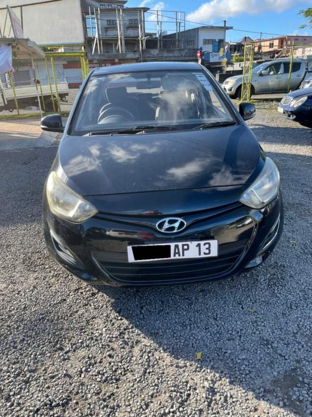 Hyundai I20 Year 13 - 2 - Compact cars  on Aster Vender