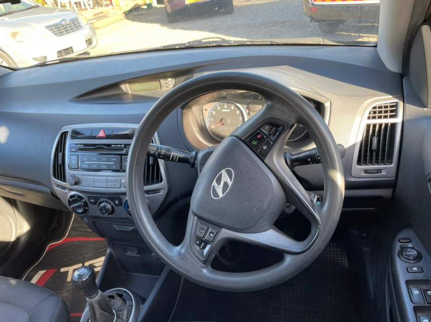 Hyundai I20 Year 13 - 3 - Compact cars  on Aster Vender