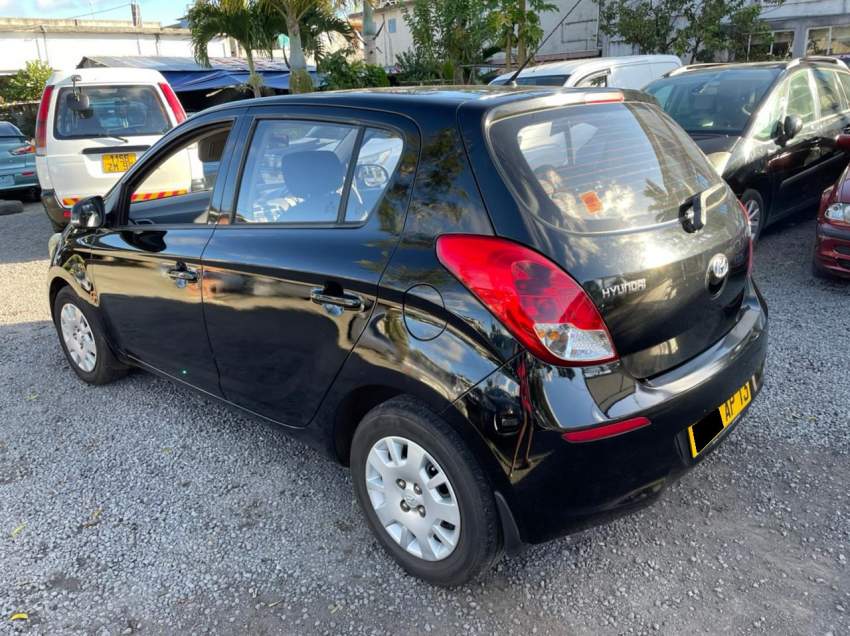 Hyundai I20 Year 13 - 6 - Compact cars  on Aster Vender
