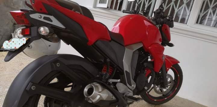 Yamaha FZn 150 - 0 - Sports Bike  on Aster Vender