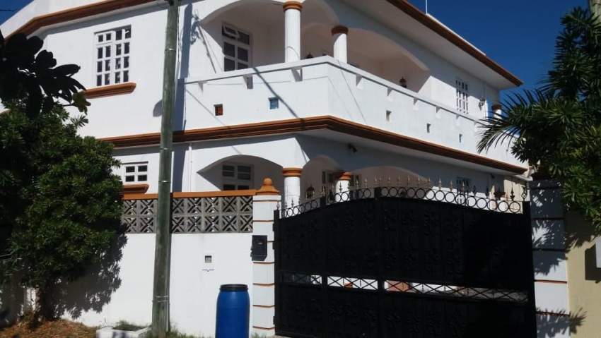 House for Rent - Bain Boeuf Pereybere - 3 - House  on Aster Vender