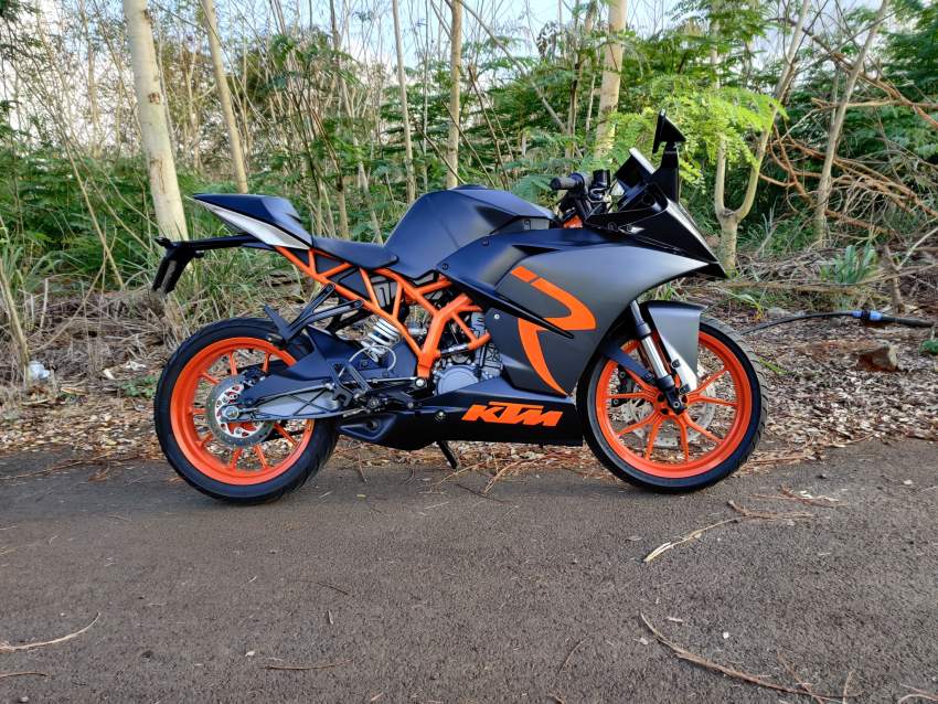 KTM RC 200 - 0 - Sports Bike  on Aster Vender