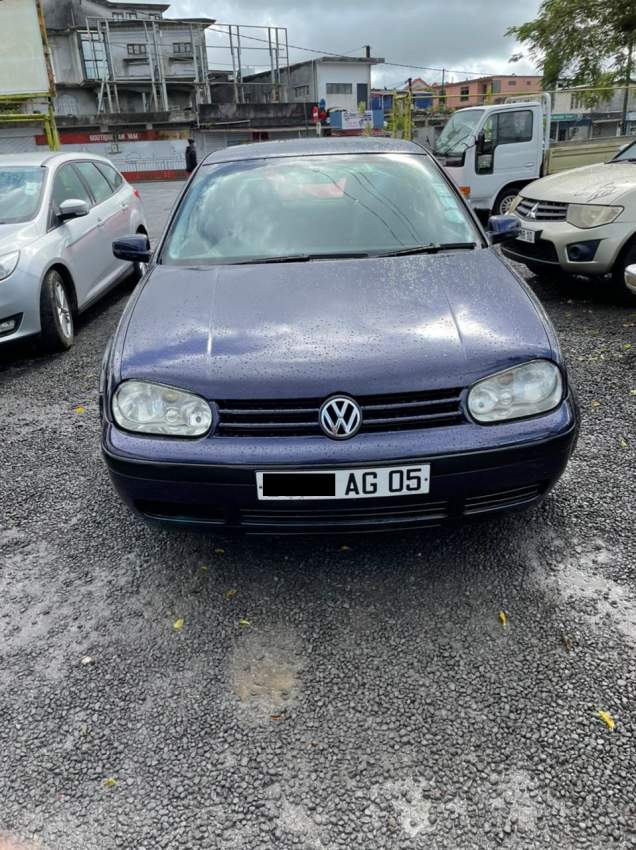 Volkswagen Golf Year 05 - 0 - Compact cars  on Aster Vender