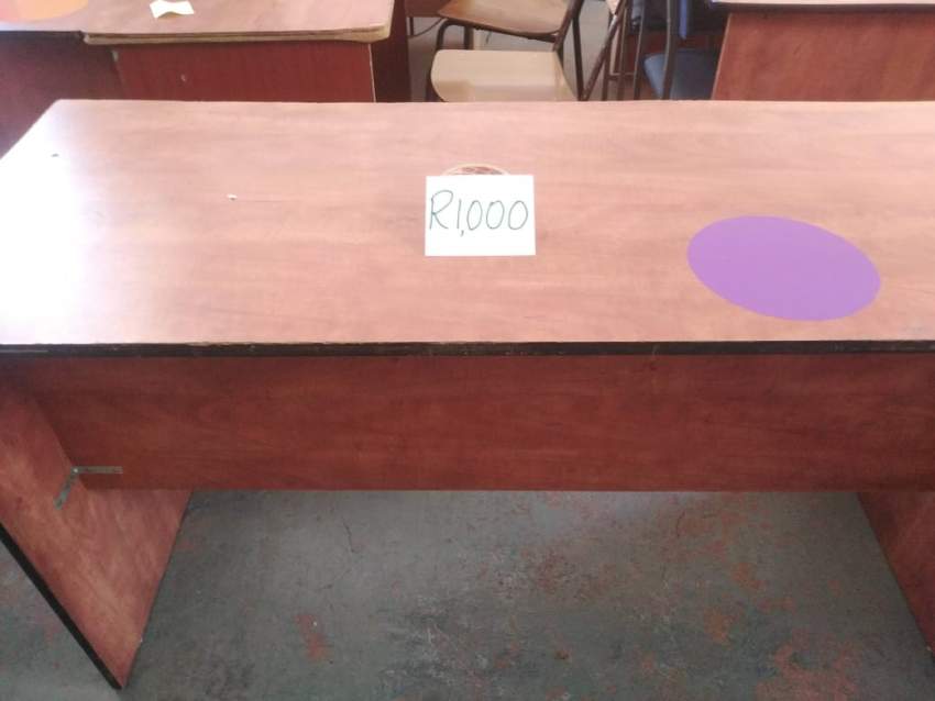 Tables à vendre - 1 - Desks  on Aster Vender