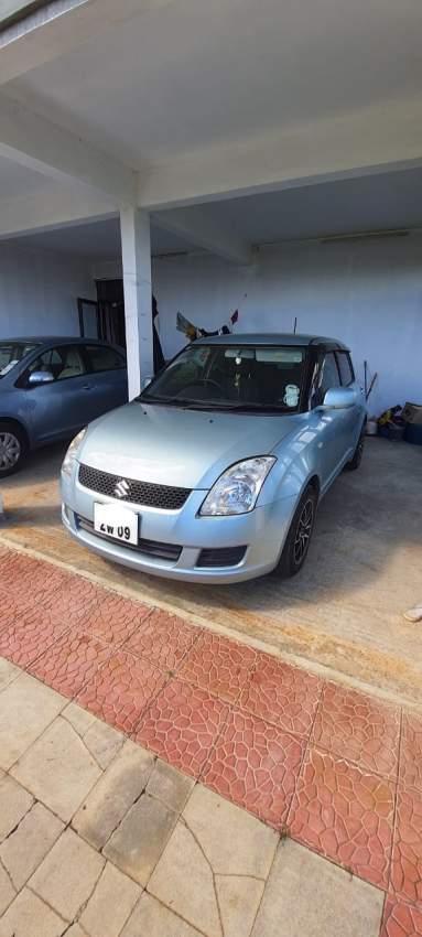 Suzuki Swift 2009 - 2 - Compact cars  on Aster Vender