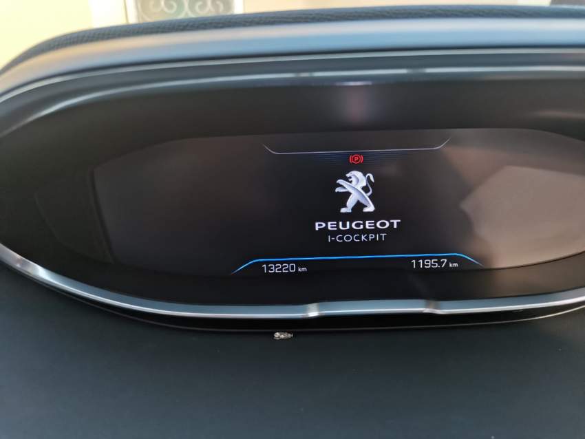 Peugeot 3008 1.2 Allure PureTech EAT6 - 2 - SUV Cars  on Aster Vender