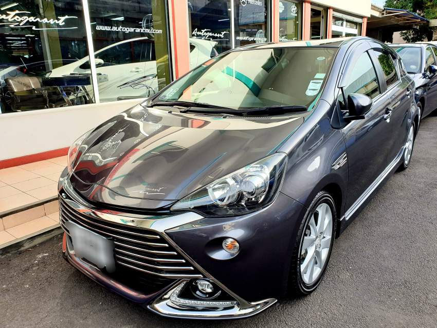Toyota Aqua G Hybrid - 4 - Sport Cars  on Aster Vender