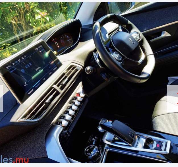 Peugeot SUV - 1 - SUV Cars  on Aster Vender