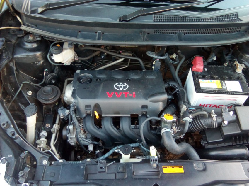 TOYOTA - 1 - Family Cars  on Aster Vender