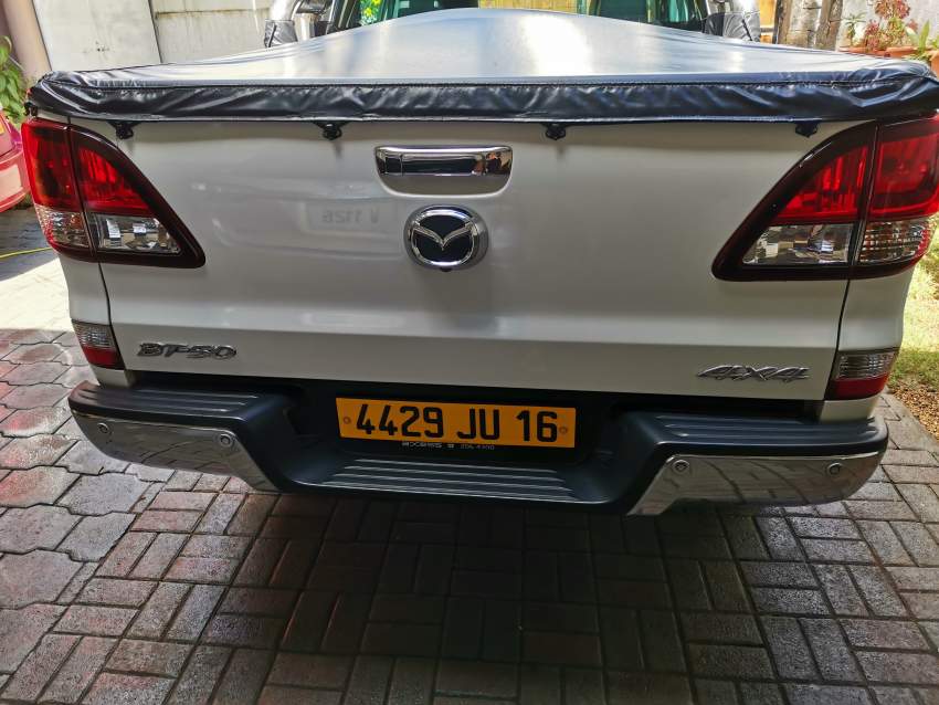 Mazda bt50 - 3 - Pickup trucks (4x4 & 4x2)  on Aster Vender