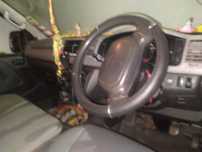 Toyota Hiace - 1 - Passenger Van  on Aster Vender