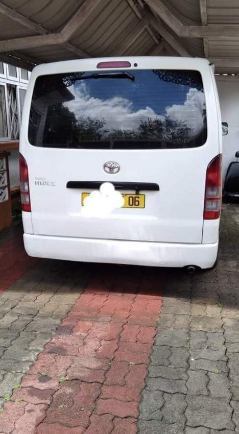 Toyota Hiace - 2 - Passenger Van  on Aster Vender