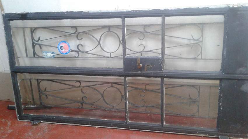 Metal windows and doors - 1 - Others  on Aster Vender