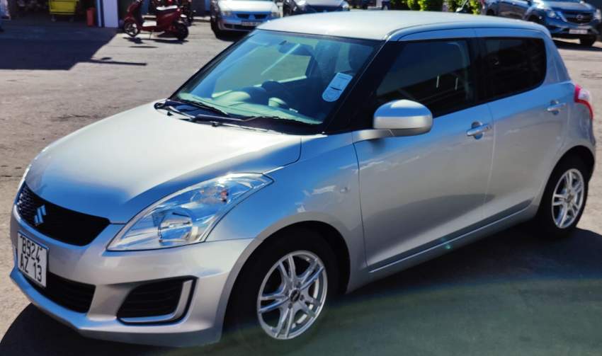SUZUKI SWIFT annee 2013 Rs 350,000 (73,000Km) - 5 - Compact cars  on Aster Vender