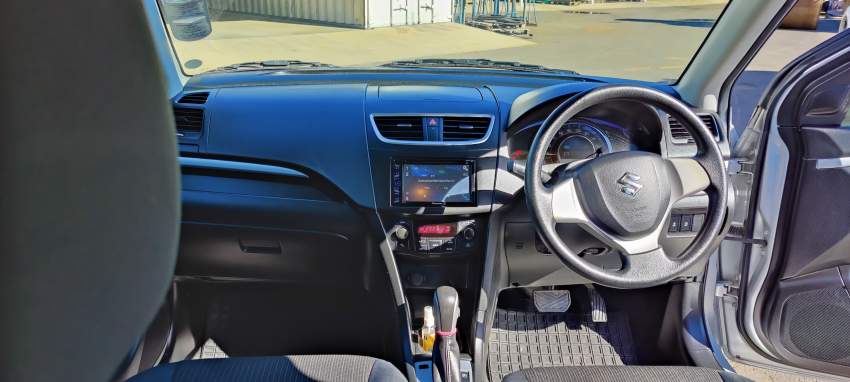 SUZUKI SWIFT annee 2013 Rs 350,000 (73,000Km) - 0 - Compact cars  on Aster Vender