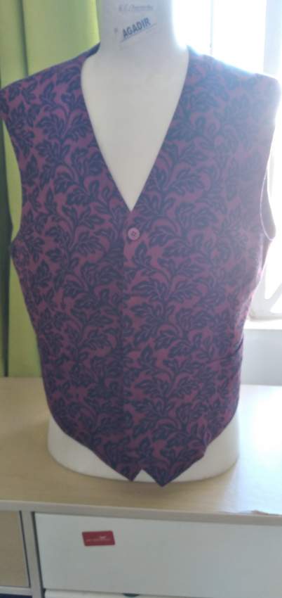 Seven models of men's vests - 6 - Suits (Men)  on Aster Vender