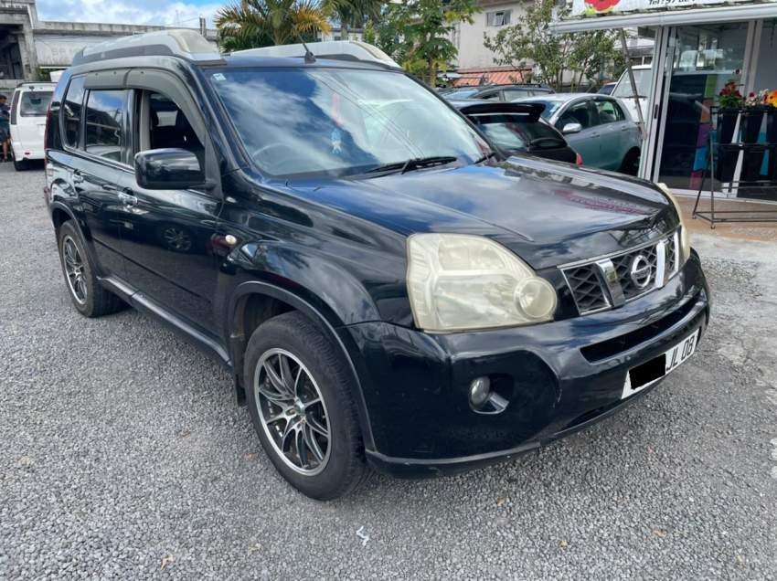 Nissan X-Trail Year 08   - 2 - SUV Cars  on Aster Vender
