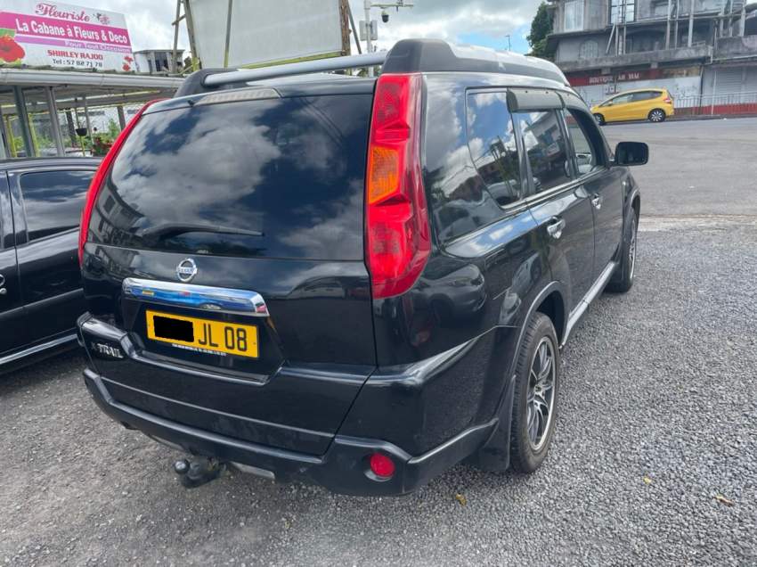 Nissan X-Trail Year 08   - 1 - SUV Cars  on Aster Vender
