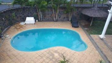 VILLA ON SALE AT ROCHE NOIRES- RS 7.2 M NEG - 7 - Villas  on Aster Vender