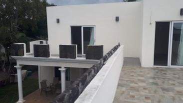 VILLA ON SALE AT ROCHE NOIRES- RS 7.2 M NEG - 4 - Villas  on Aster Vender