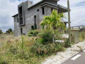 HOUSE ON SALE IN BELLE MARE 