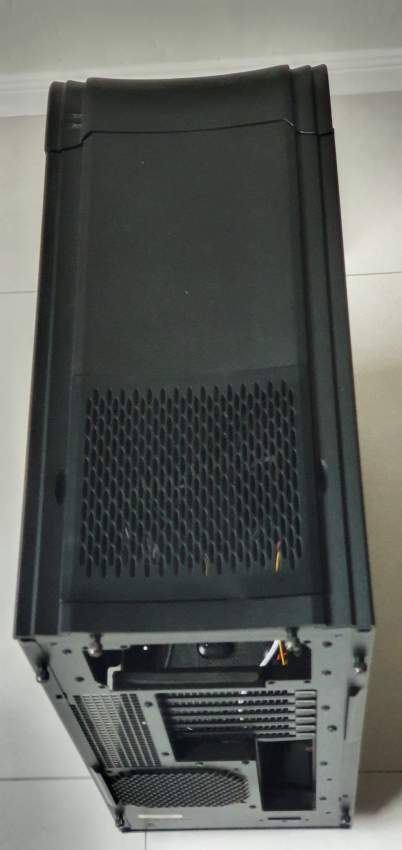 Silvertsone FT04 - 4 - Casing  on Aster Vender